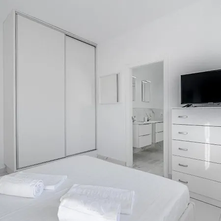 303 Casa Jardin Con Piscina Y Gran Jardin 빌라