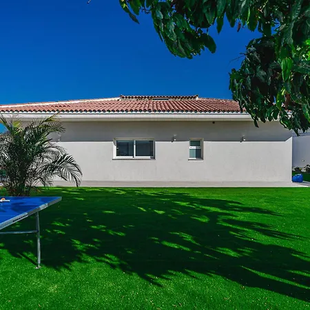 303 Casa Jardin Con Piscina Y Gran Jardin * 아데제