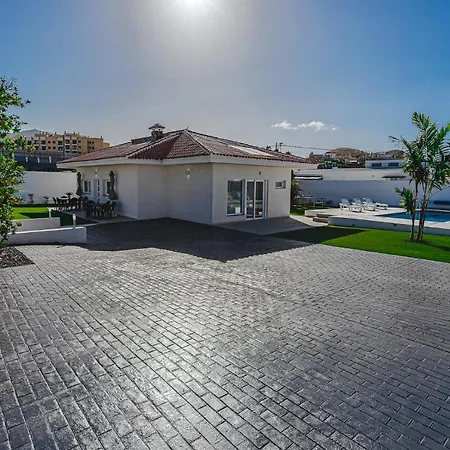 303 Casa Jardin Con Piscina Y Gran Jardin * アデヘ